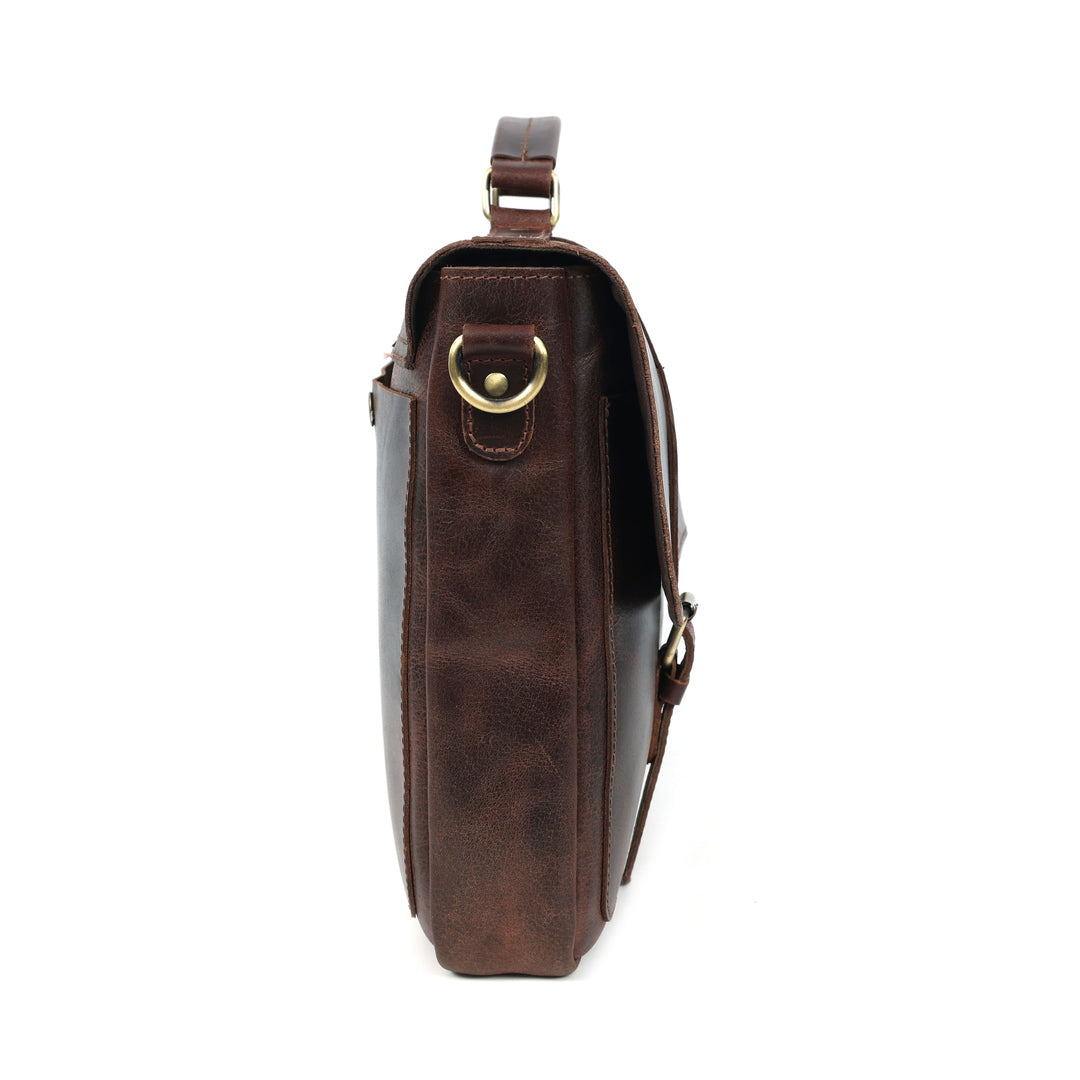 Canyon Buffalo Leather Messenger Bag - Image 4