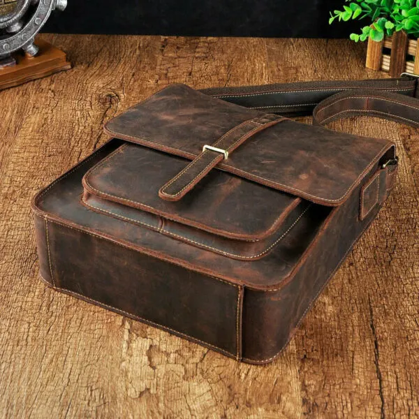 Brian Handmade Leather Messenger Bag - Image 5